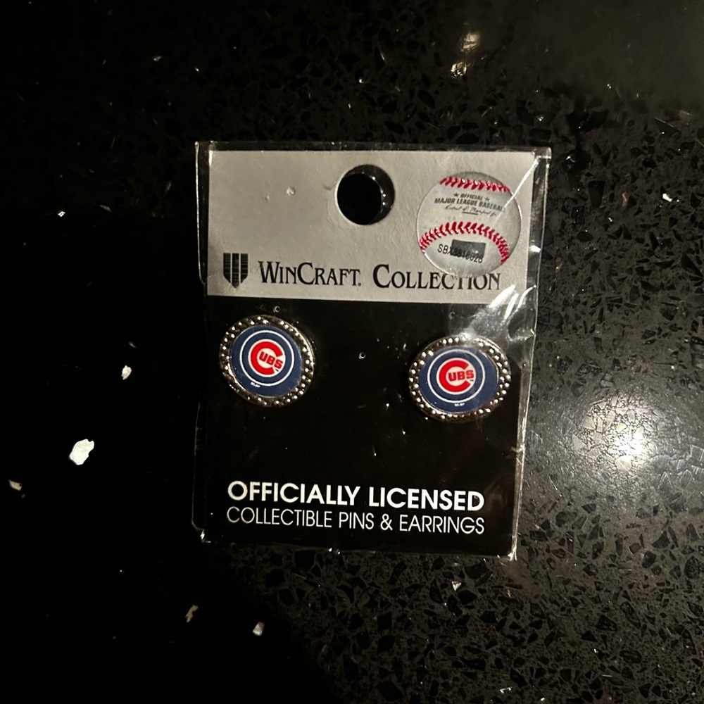 WinCraft Cubs Logo Earrings